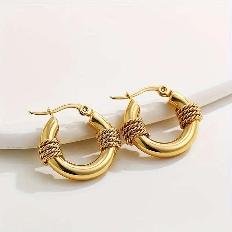 Aurelia Twist – Gold Rope Detail Hoop Earrings
