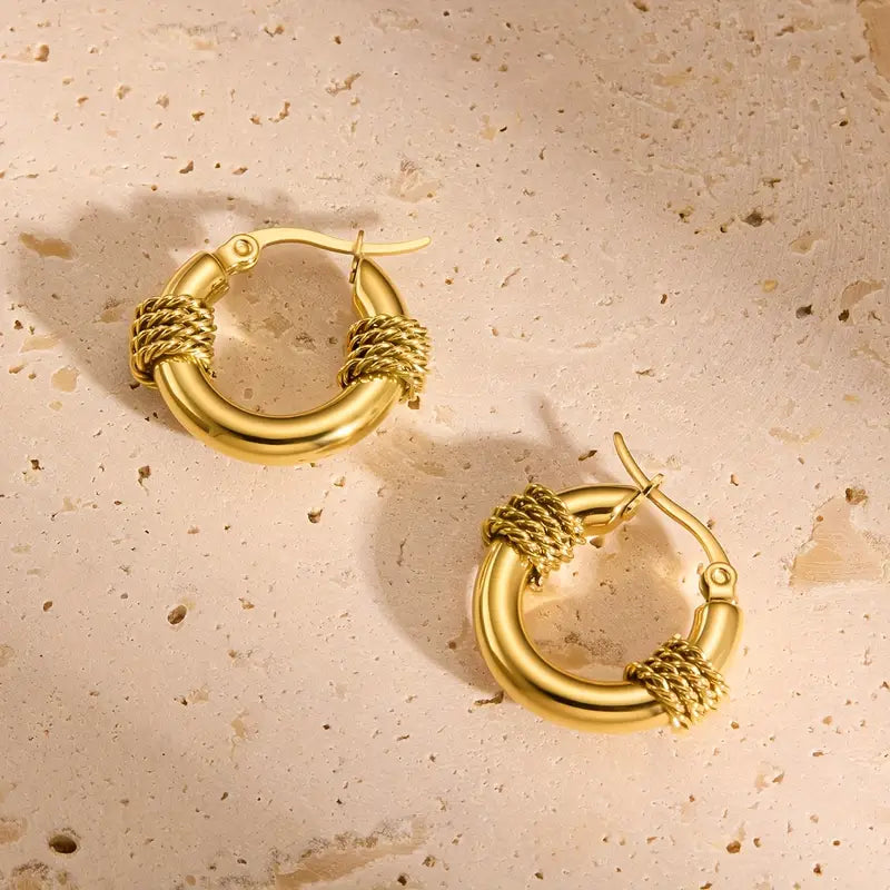 Aurelia Twist – Gold Rope Detail Hoop Earrings
