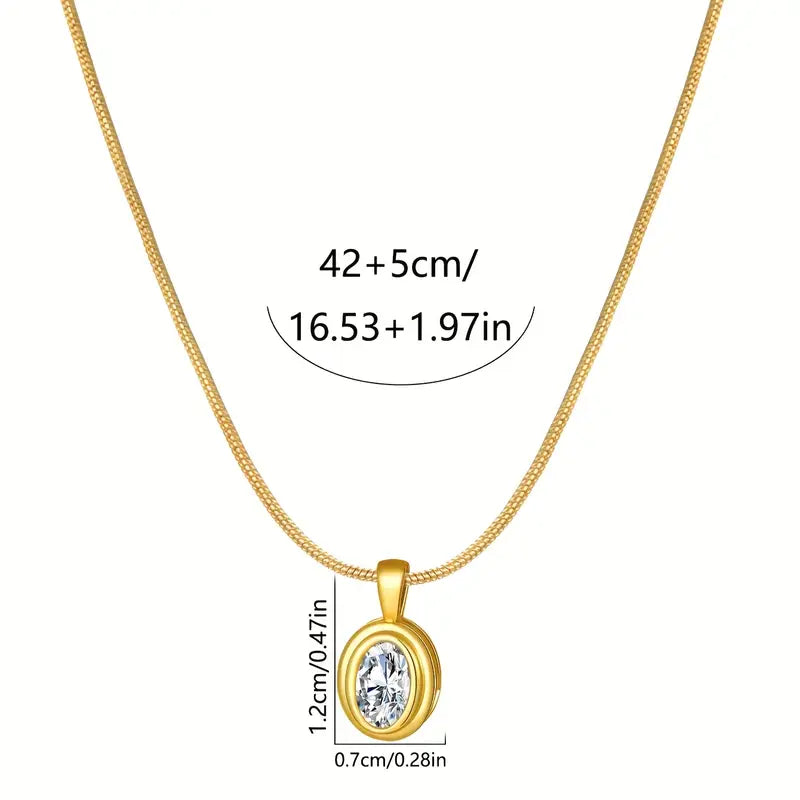 Aurelia – Gold Oval Crystal Pendant Necklace