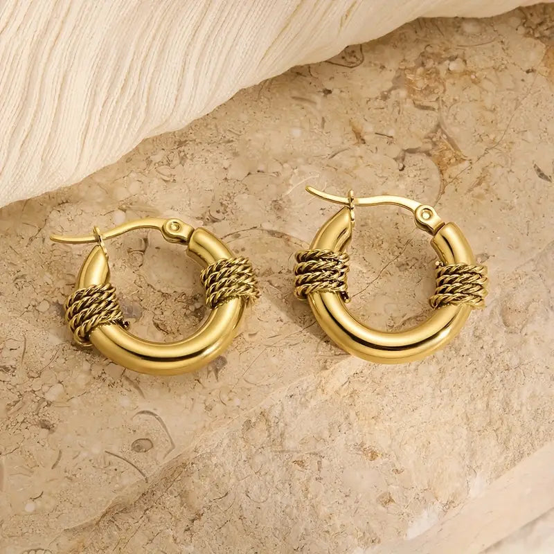 Aurelia Twist – Gold Rope Detail Hoop Earrings