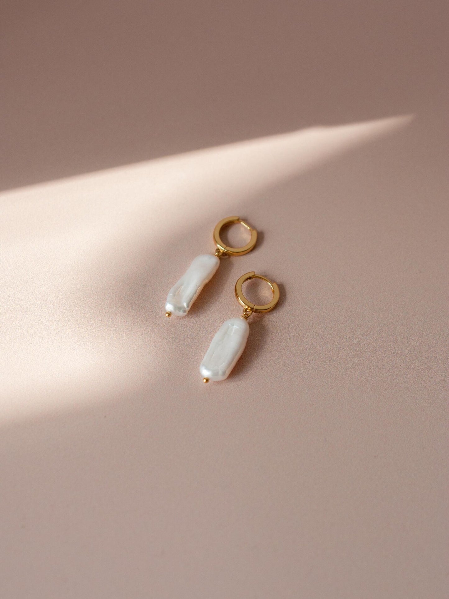 Celeste Baroque Drop – Gold Hoop Earrings with Elongated Freshwater Pearl